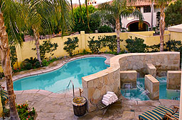 A-Miramonte-THE-WELL-Spa-Courtyard